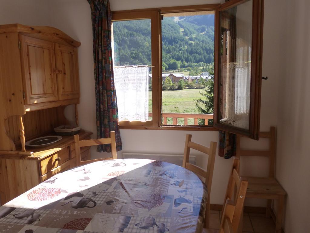 Marmotte Le Monetier Apartment Ruang foto